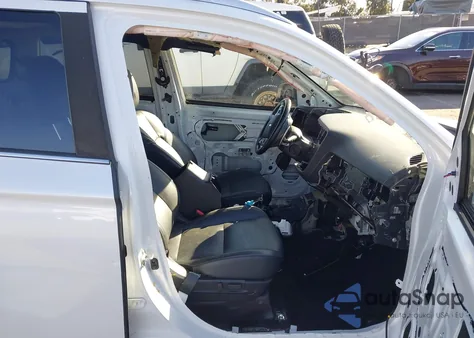 2022 Mitsubishi Outlander Phev Sel S-Awc z USA, uszkodzony, nr VIN JA4J2VA78NZ055879